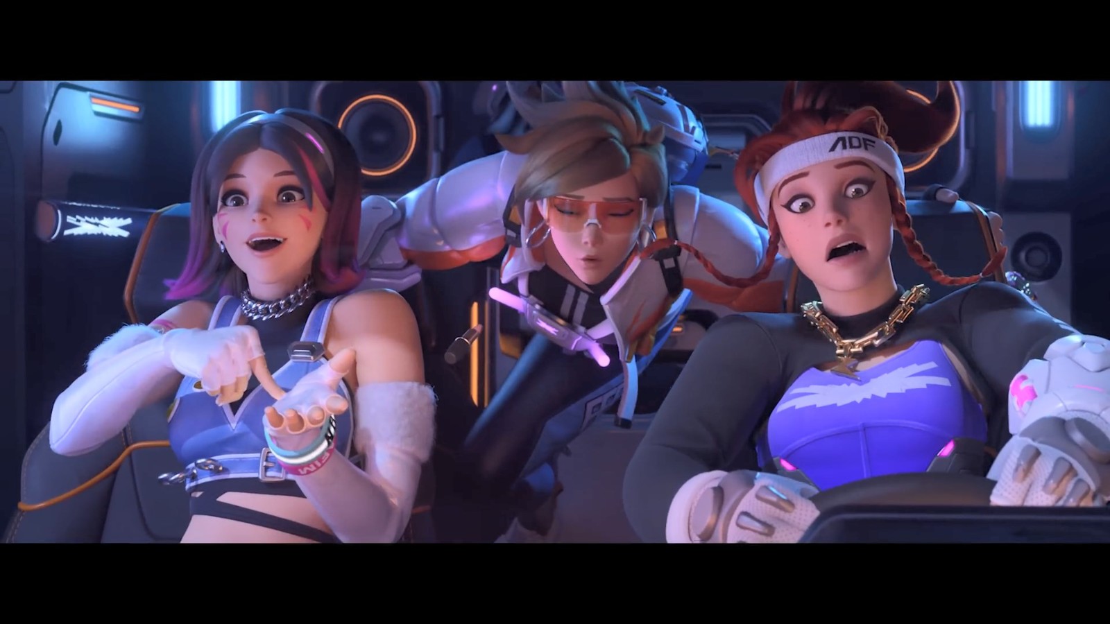 方面展现出 方面展现出