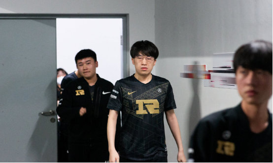 能力全面的 能力全面的