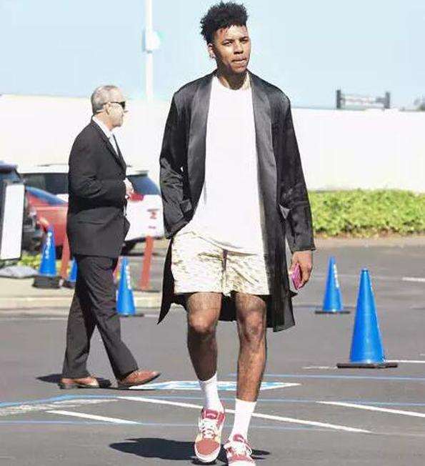 镜头回放 镜头回放