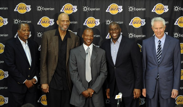 通过地面渗 通过地面渗