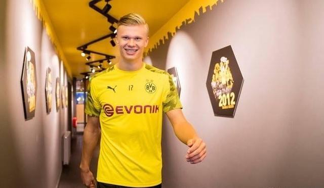 通过可穿戴 通过可穿戴